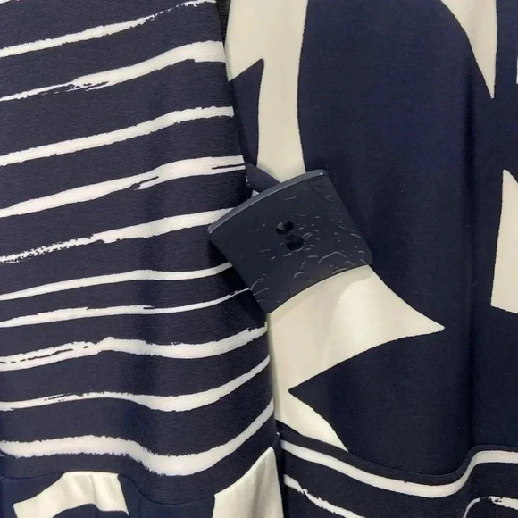 Joseph Ribkoff | Midnight Blue| White  Jacket - Picture 6 of 11